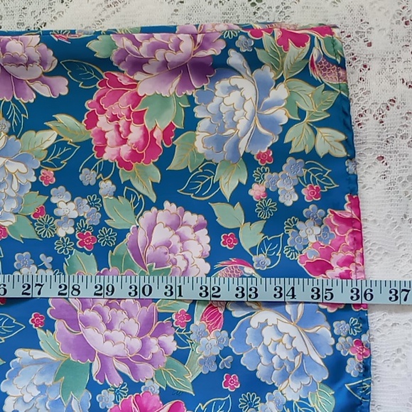 Vintage Copacabana Satin Feel Short Robe Floral Size Medium - Picture 9 of 13